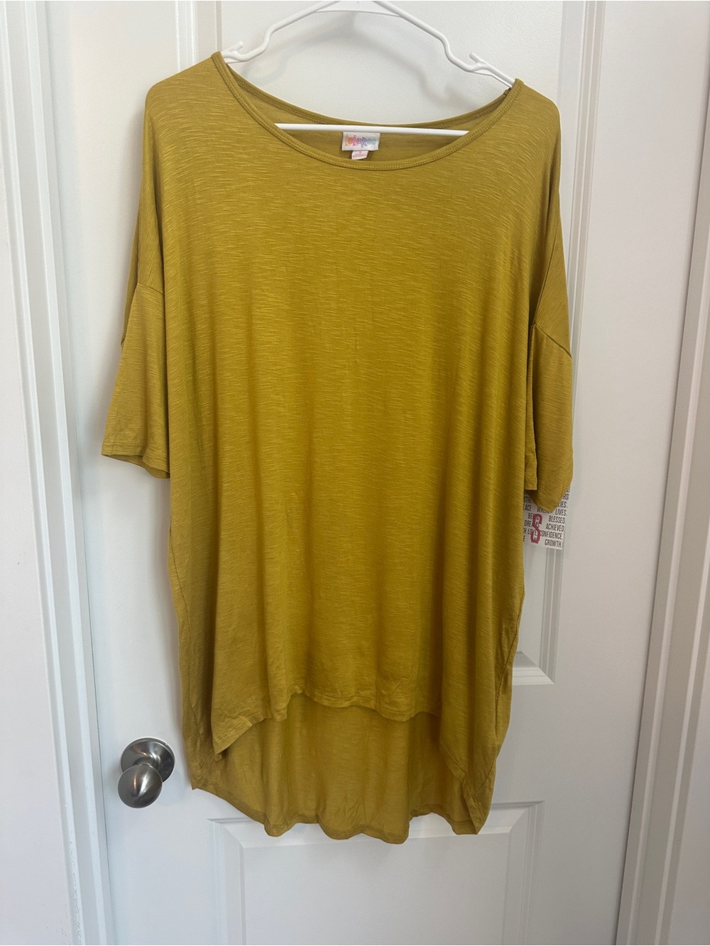 LuLaRoe Irma Relaxed Scoop Neck Tunic in Mustard Size Small